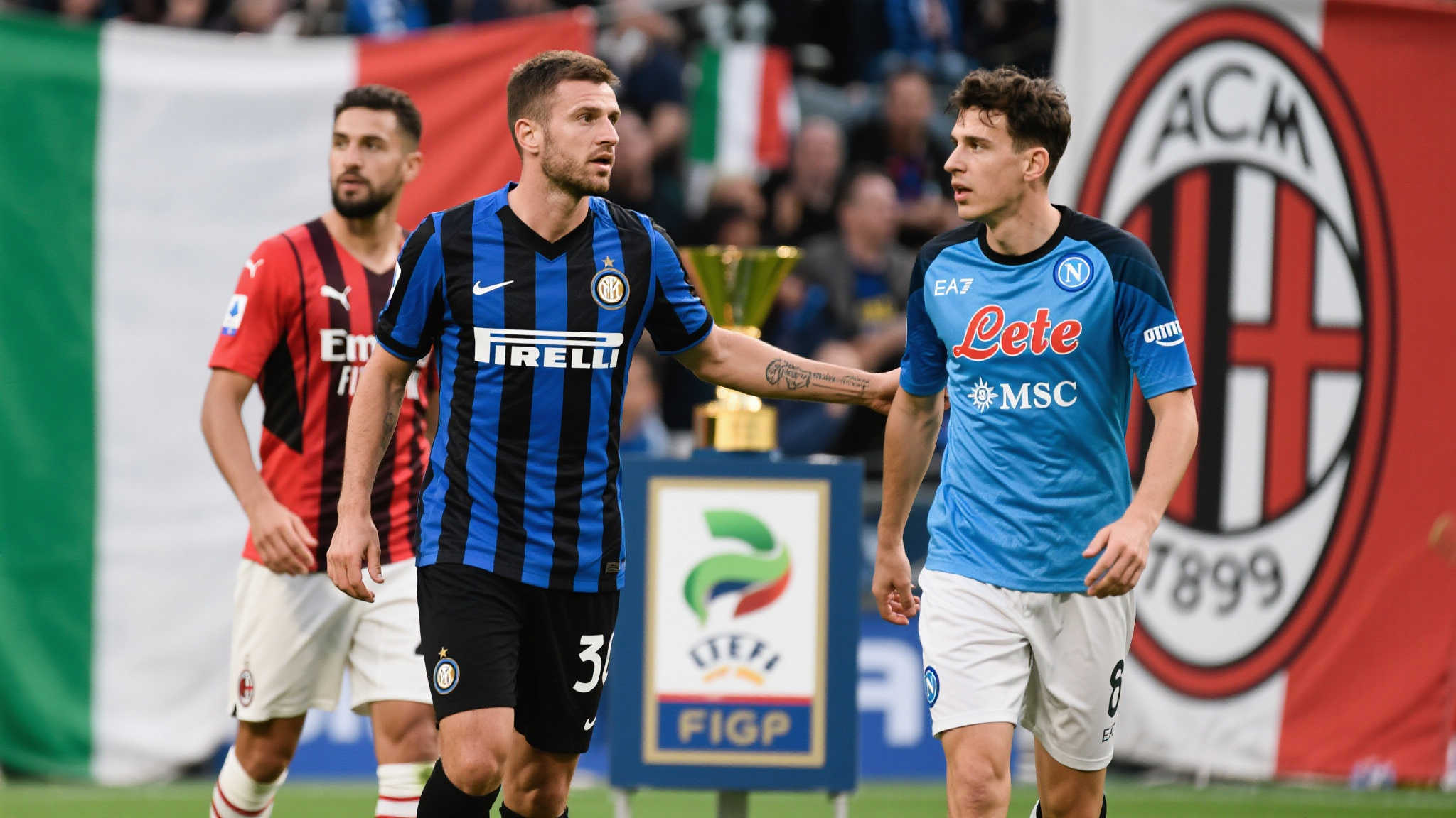 当提到“国米”、“AC米兰”或“那不勒斯”等知名俱